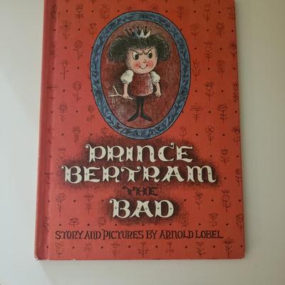 Vintage Children's Books and More (3GB1-KD)