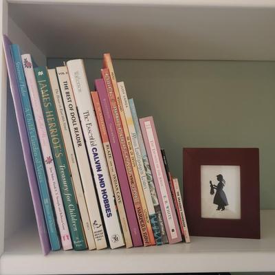 Vintage Children's Books and More (3GB1-KD)