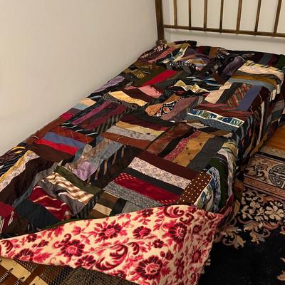 Vintage 2 Sided Quilt Coverlet - Roughly 70”x78”
