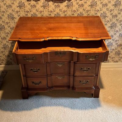 Two Matching Colonial Edison Institute Side Tables (3PB-DZ)