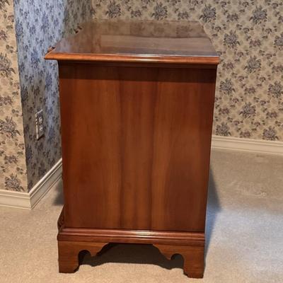 Two Matching Colonial Edison Institute Side Tables (3PB-DZ)
