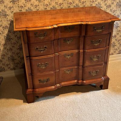 Two Matching Colonial Edison Institute Side Tables (3PB-DZ)