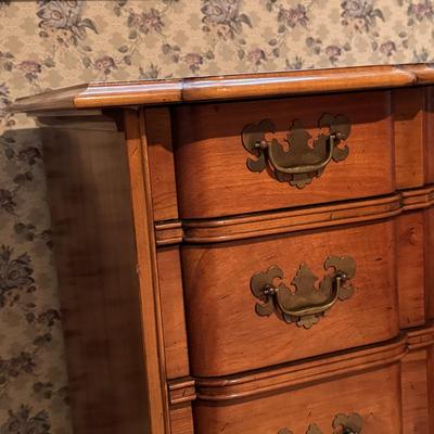 Two Matching Colonial Edison Institute Side Tables (3PB-DZ)