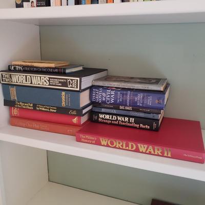 Books About War (3GB1-KD)