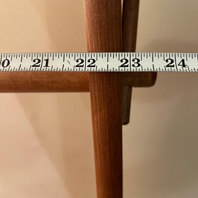 Vintage Amish Quilt Blanket Ladder