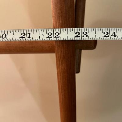 Vintage Amish Quilt Blanket Ladder