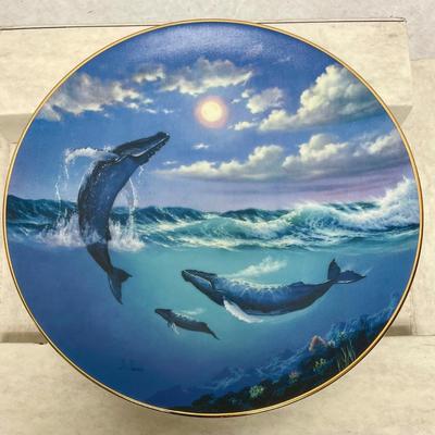 Humpback Whales Collector Plate - Song of the Humpback