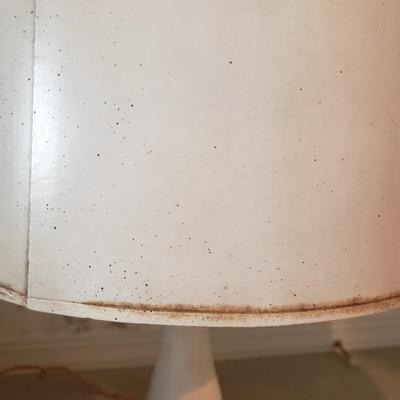 Two Wood Lamps w/ White and Gold Coloring (3GB1-KD)