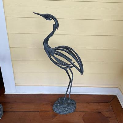 558 Frontgate Metal Outdoor Bird Sculpture