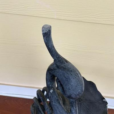 560 Frontgate Metal Bird W/ Leaf Sculpture