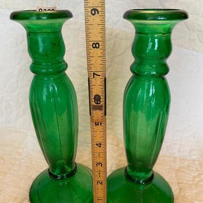 GAO MI emerald green Pilar bud vases