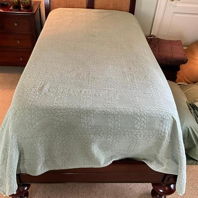 591 Pair of Mint Green 100% Cotton Bloomingdales Throw Blankets