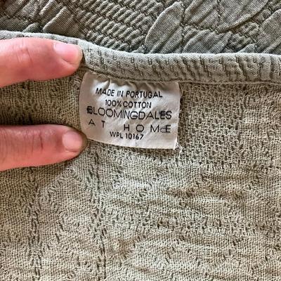 591 Pair of Mint Green 100% Cotton Bloomingdales Throw Blankets