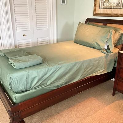 592 Set of Three 4-pc Twin Cuddle Down Green Sheets