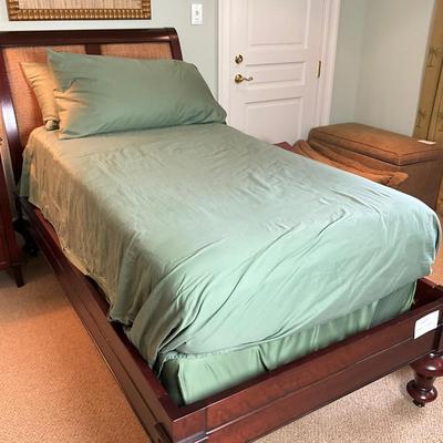 592 Set of Three 4-pc Twin Cuddle Down Green Sheets