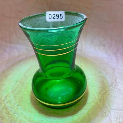 Anchor Hocking emerald green small vase