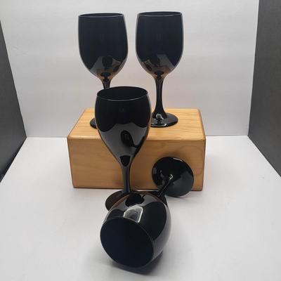 Vintage Onyx Black Libby Wine Glasses (4)