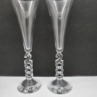 "2000" Crystal Champagne Flutes (2)