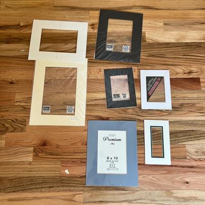 Mats, Frames & More (2B-MK)