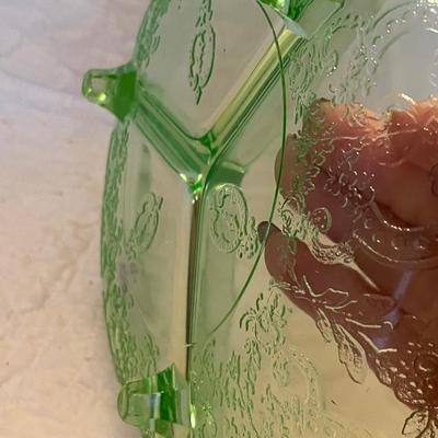 Indiana glass,green uranium, 3 feet dish