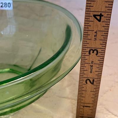 Hazel atlas rest well patterned green depression bowl