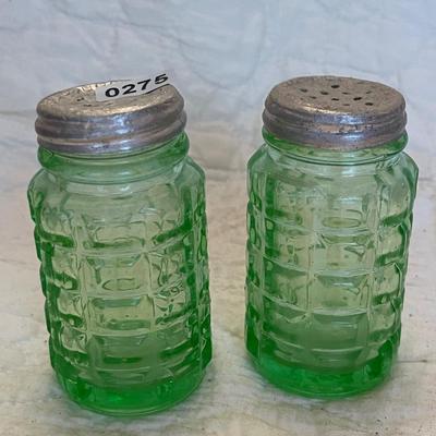 Anchor Hocking waffle pattern green salt & pepper
