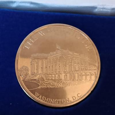 5 PRESIDENTIAL MEDALS