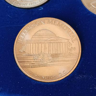 5 PRESIDENTIAL MEDALS