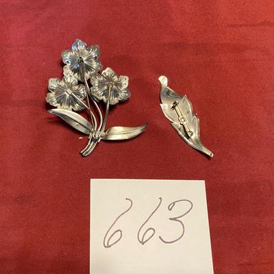 Brooch Lot
