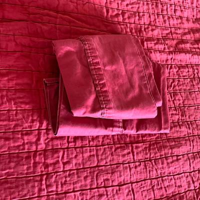 625 Pottery Barn Burgundy Coverlet (King) w/ King Ralph Lauren Sheet Set