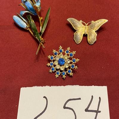 Brooch Lot