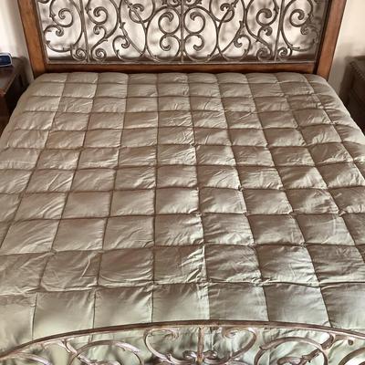 629 Restoration Hardware Down Quilted King Comforter