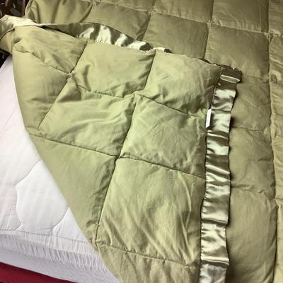 629 Restoration Hardware Down Quilted King Comforter