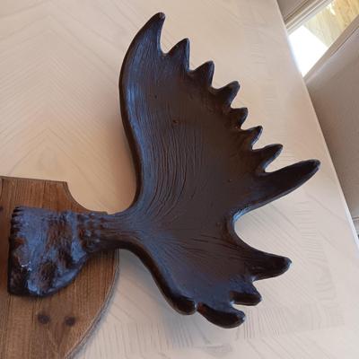 LARGE FAUX MOOSE RACK