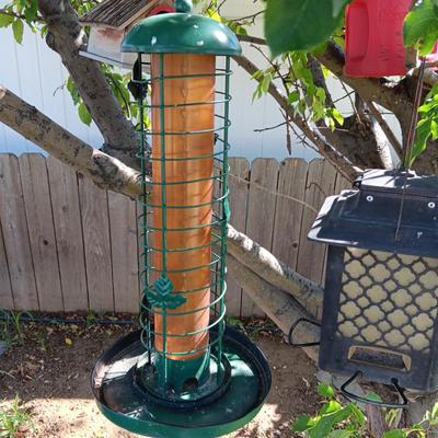 2 BIRD FEEDERS (1)