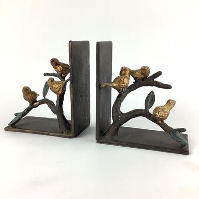 655 Cast Metal Bird Bookends