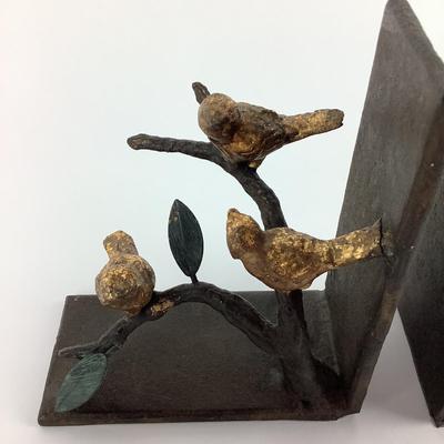 655 Cast Metal Bird Bookends