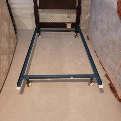 Pair of Twin Two Poster Headboards with Bedframes and Electric Blankets (3GB2-CE)
