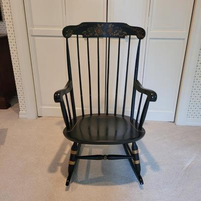 Nichols and Stone Rocking Chair (3GB2-CE)