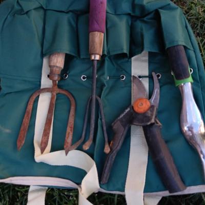 FELT PLANT POTS, GARDENING TOOLS AND MORE