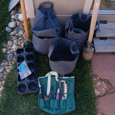 FELT PLANT POTS, GARDENING TOOLS AND MORE