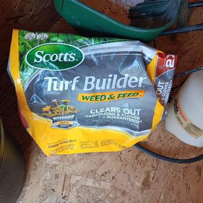 WALK BEHIND SPREADER, WEED SPRAYER AND FERTILIZER