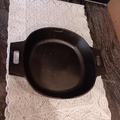 10" CAST IRON SKILLET