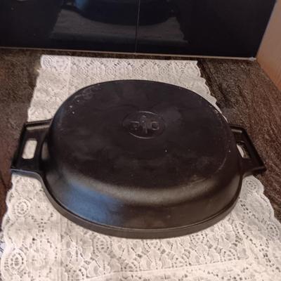 12" CAST IRON SKILLET