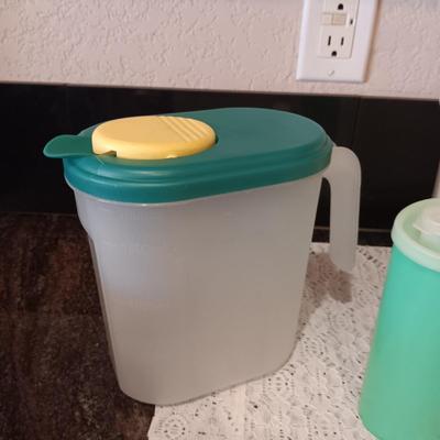 TUPPERWARE FOOD STORAGE CONTAINERS