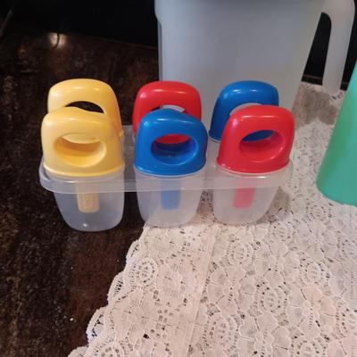 TUPPERWARE FOOD STORAGE CONTAINERS