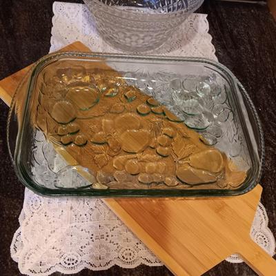 WOODEN CUTTING BOARD, SERVING BOWL AND CASSEROLE DISH