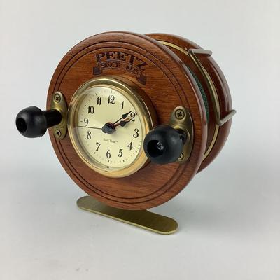 663 Peetz Reel Time Fly Clock