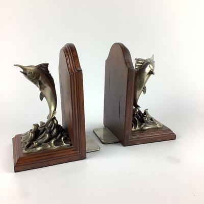 668 Marlin Fish Cast Metal Bookends