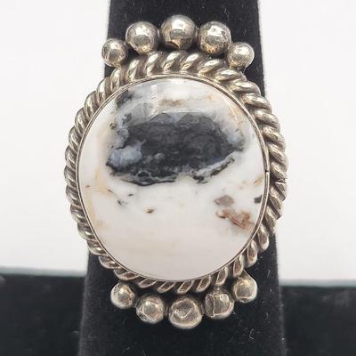 Vintage M. Spencer Sterling White Buffalo Stone Ring 9.5gr